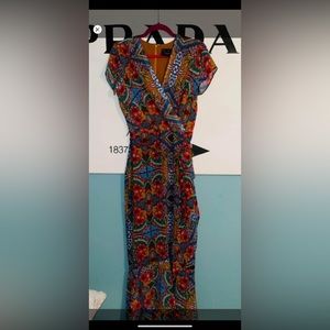 EUC Just Taylor tropical colorful maxi dress 8. Lined with zipper.